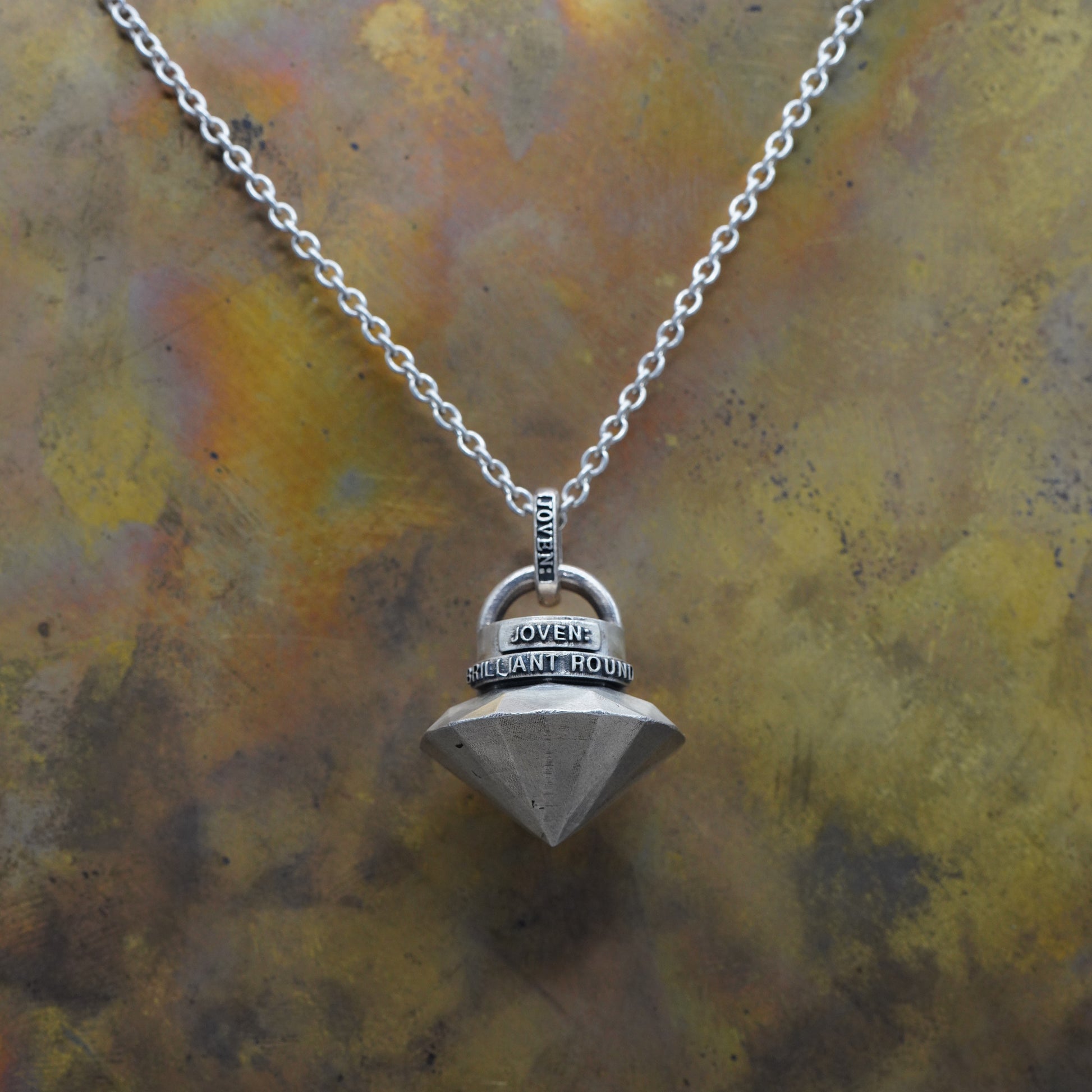 Core - [L-BrilliantRound , SV, Necklace]