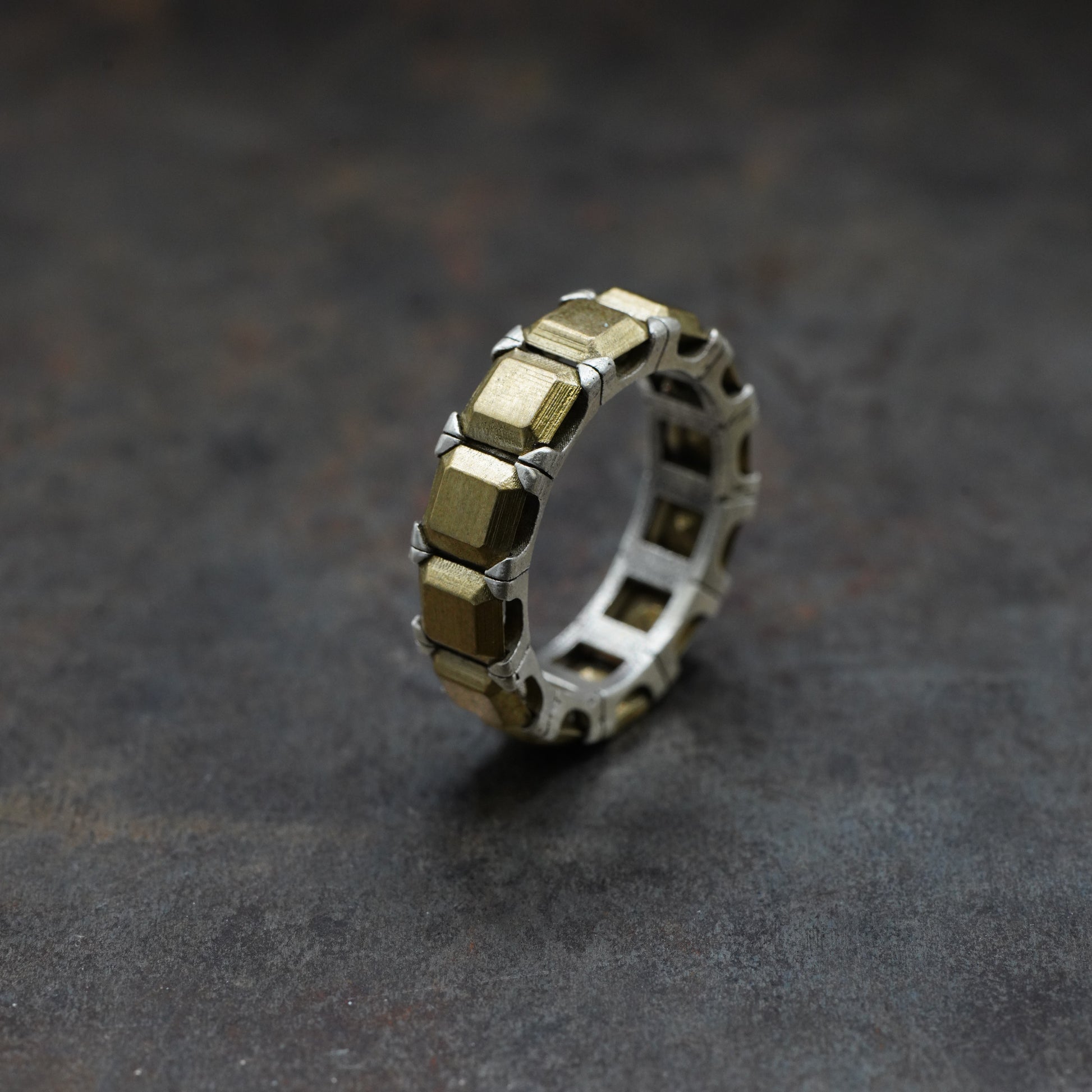 Band - [AsscherCut , BS, Ring]