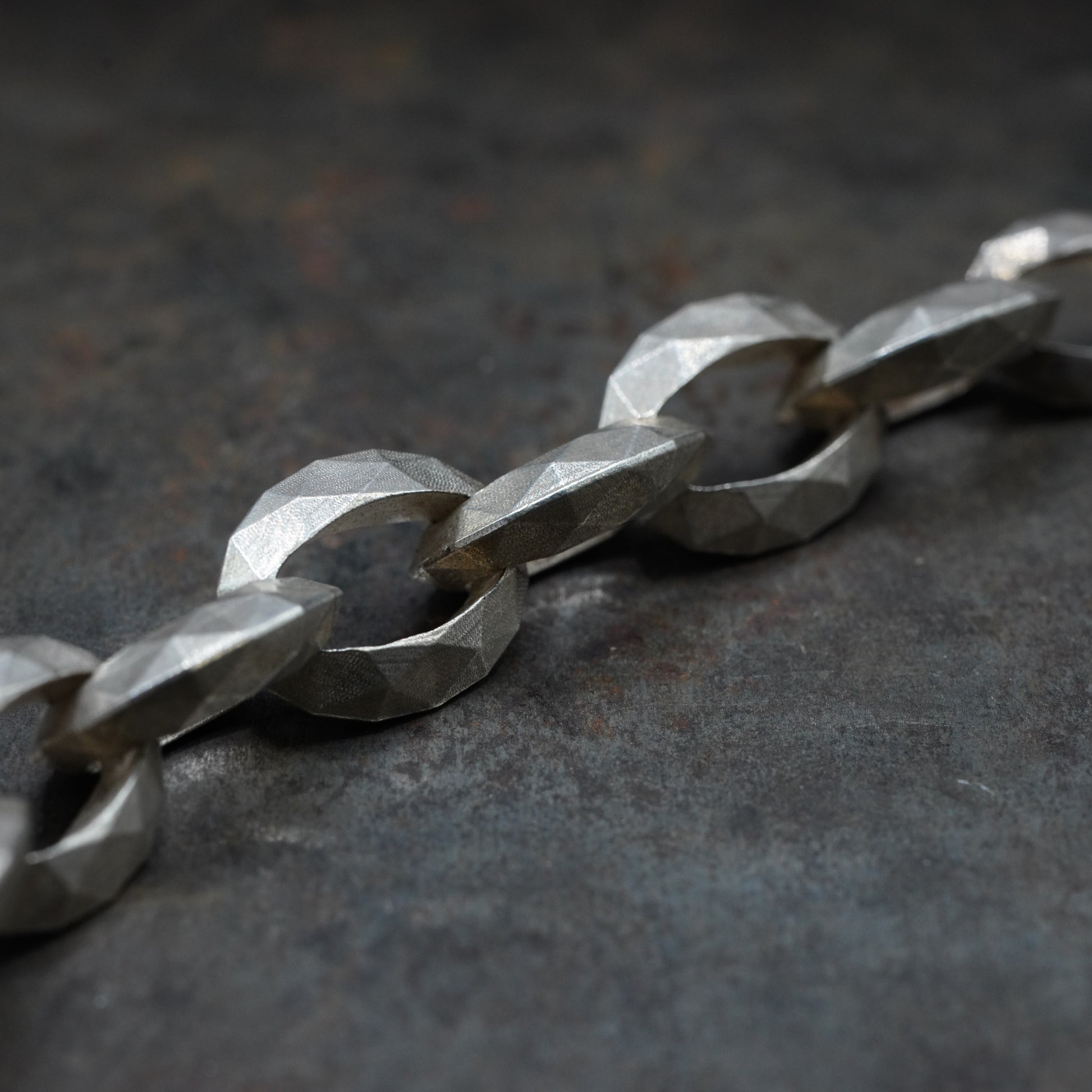 Links Bracelet- [L-Oval, Bracelet]