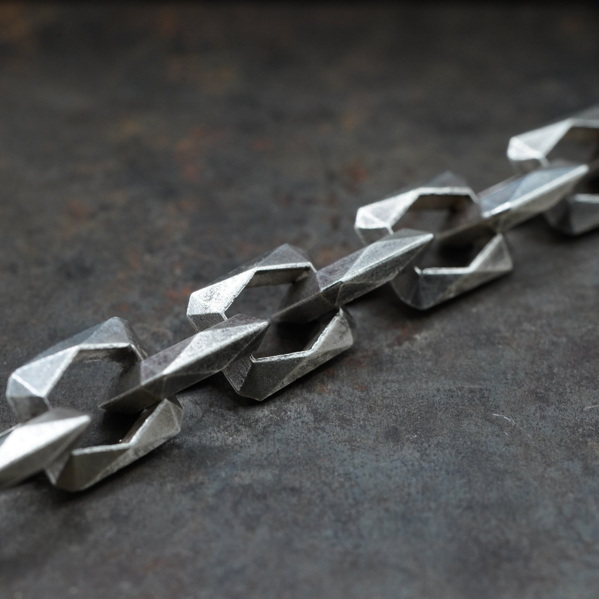 Links Bracelet- [L-EmeraldCut, Bracelet]