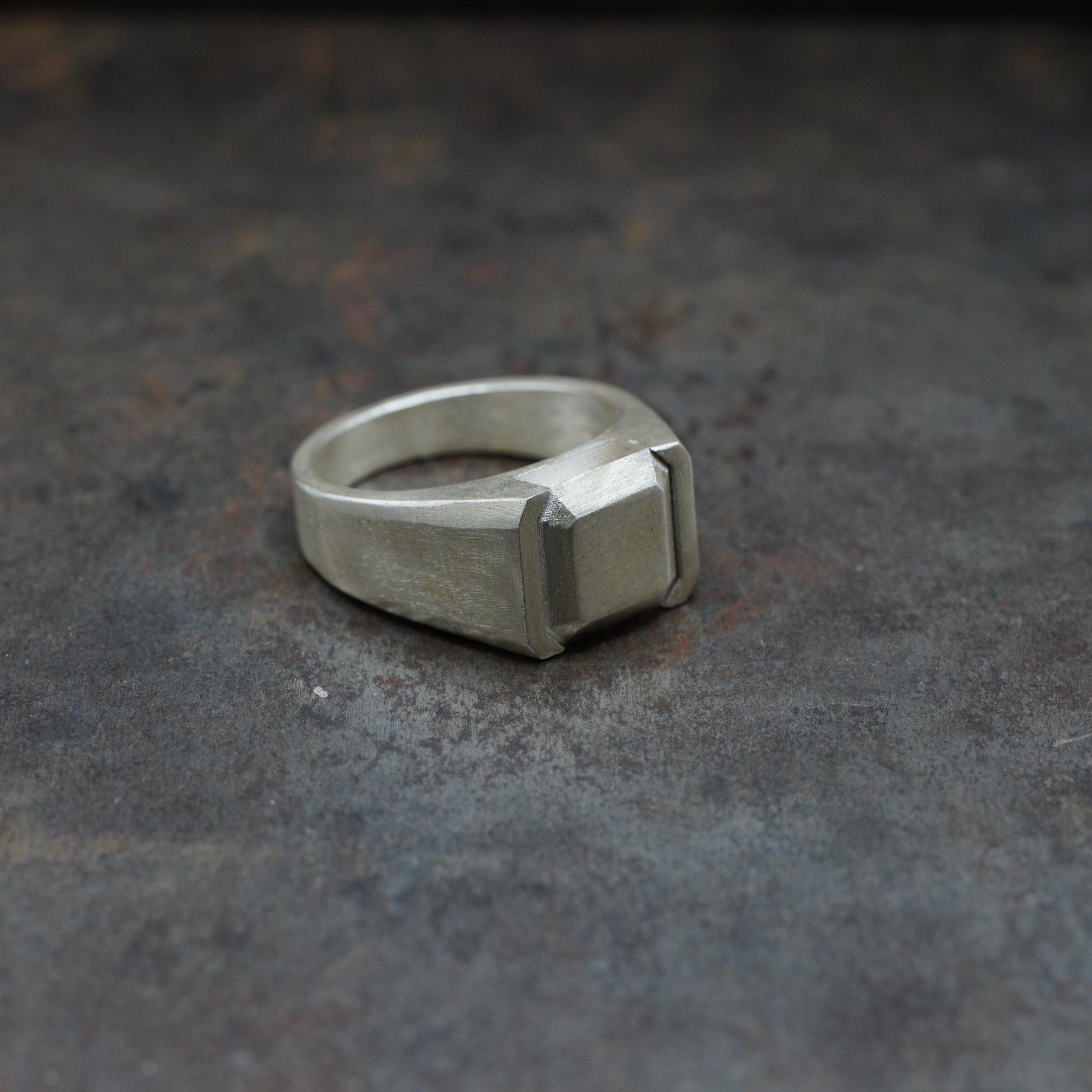 Signet Ring- [Asscher, OX/SV , Ring]