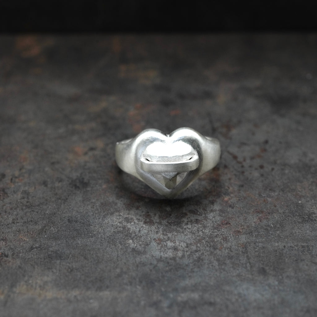 SilverDiamond II - [HeartCut Ring]