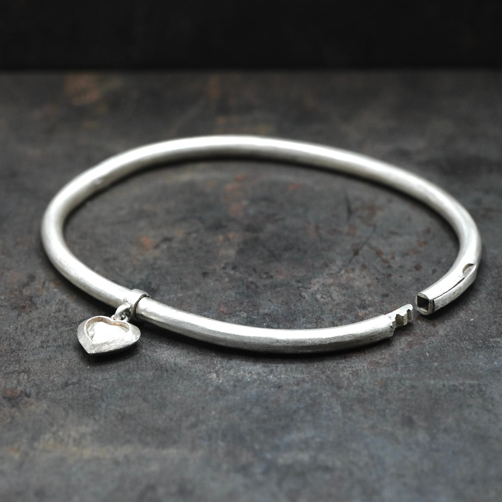 TagBan- [S-HeartCut, Bangle]