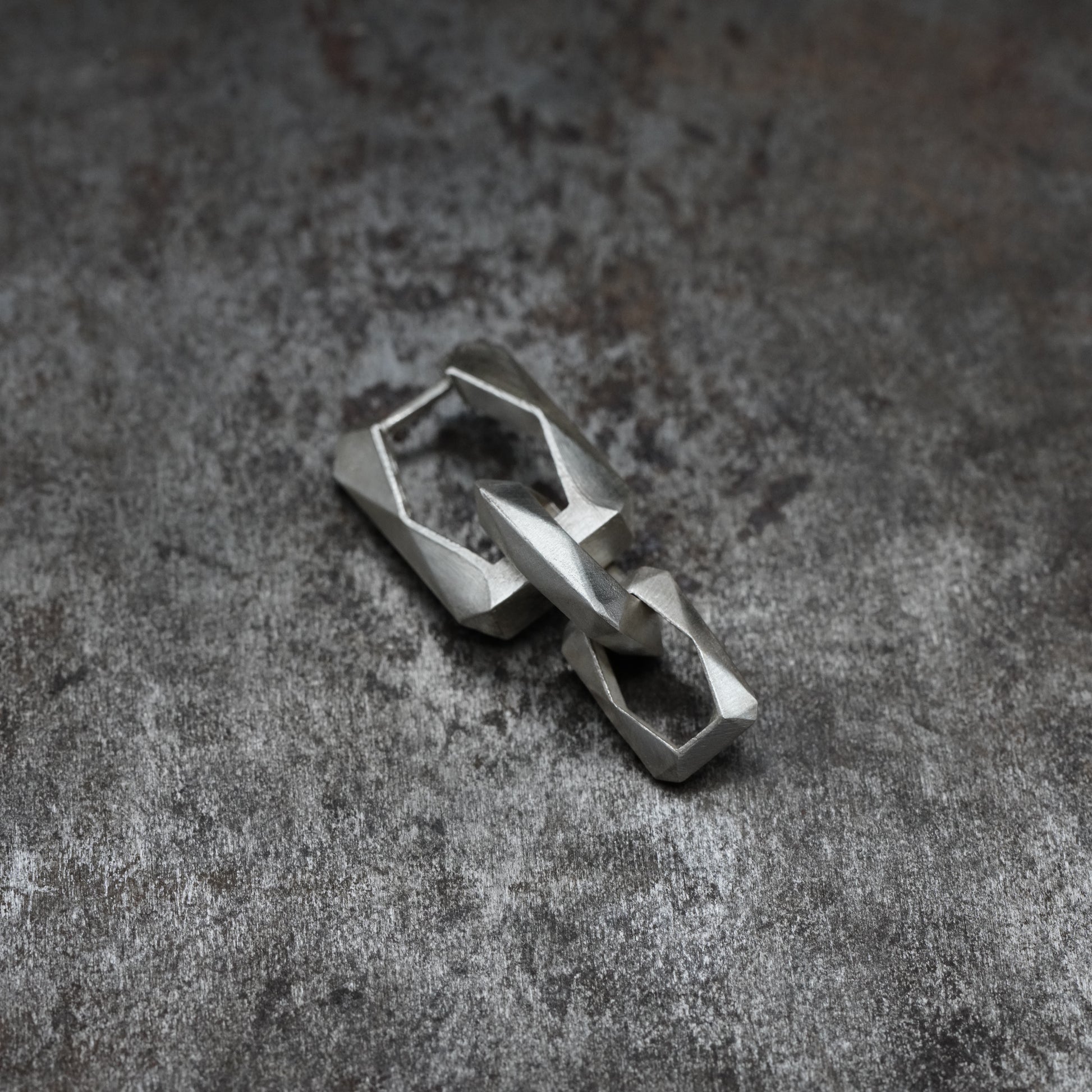 Links- [MixedEmerald, Earrings]