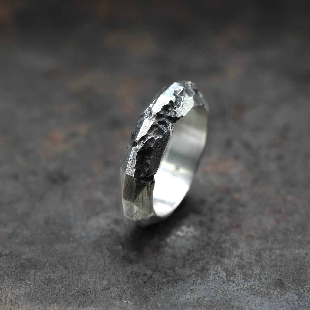 Destroyed - [BrilliantRound, Ring]