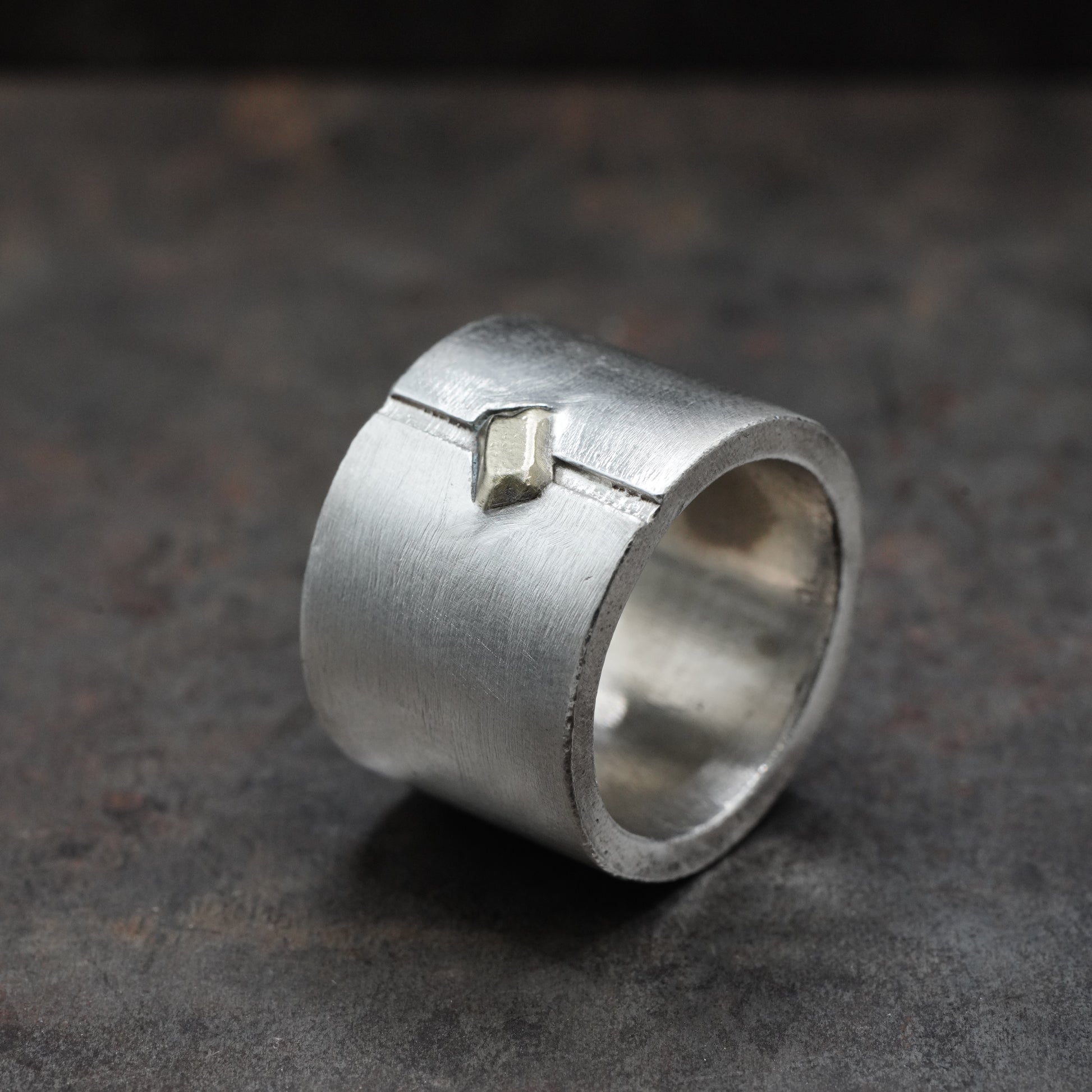 HvyBand - [Emerald, BS, Ring]