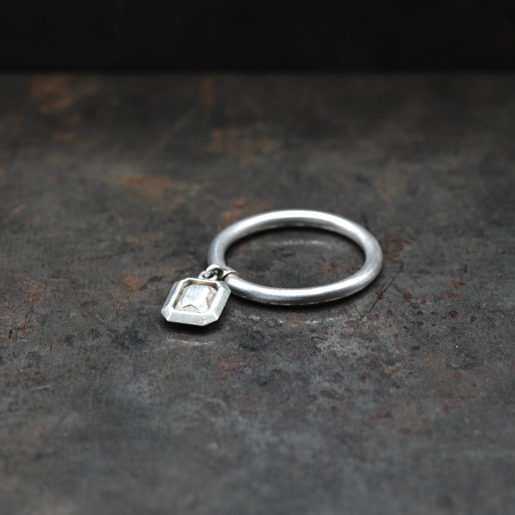 TagRing- [EmeraldCut, Ring]
