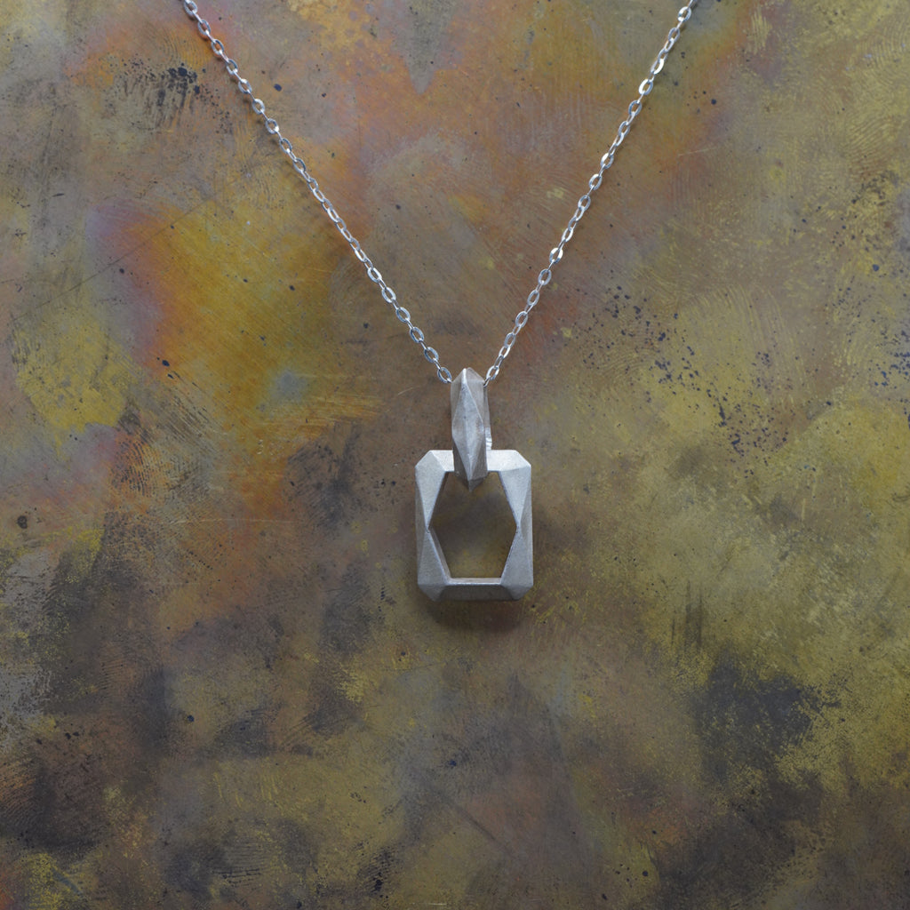 Links- [EmeraldCut, Necklace]