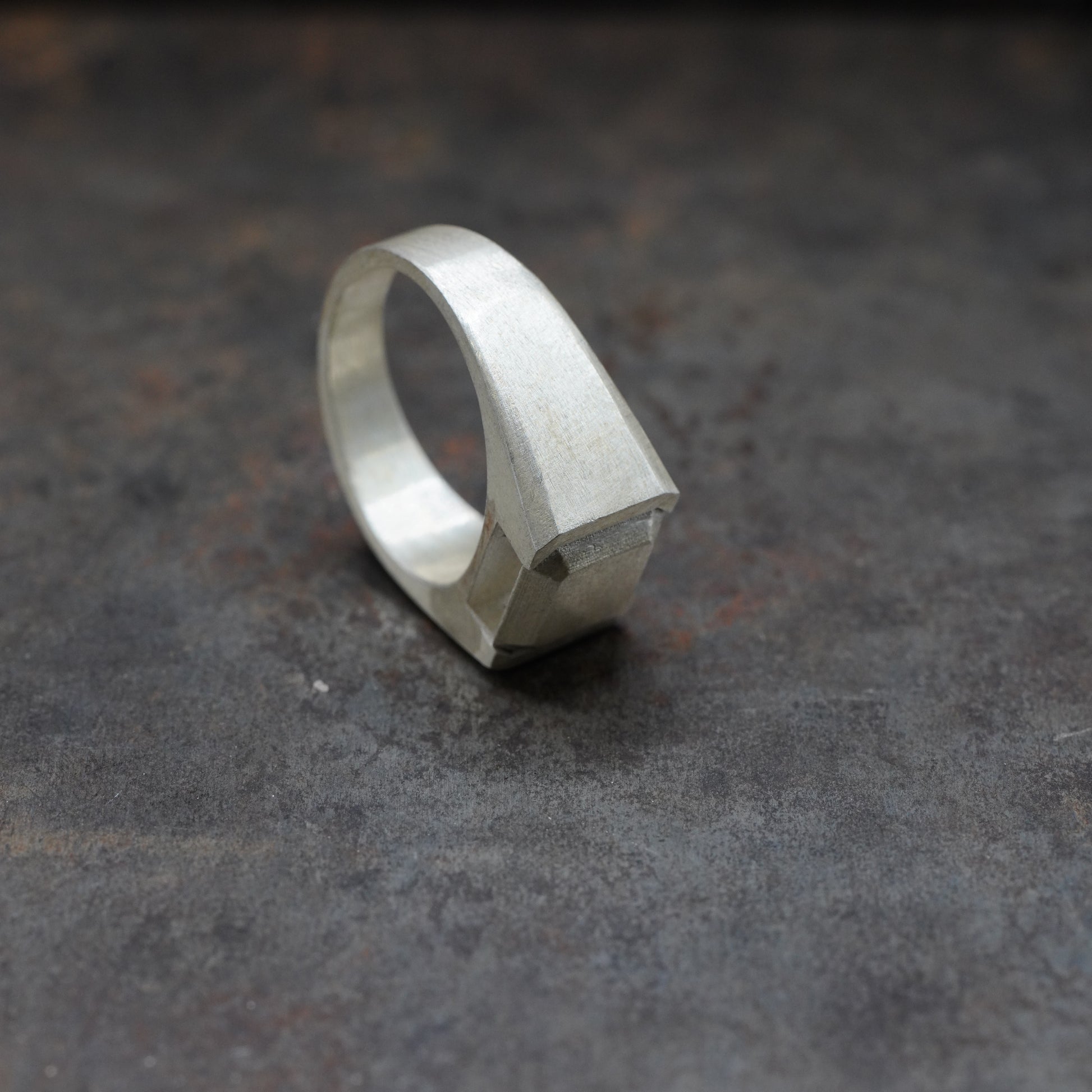 Signet Ring- [Asscher, OX/SV , Ring]