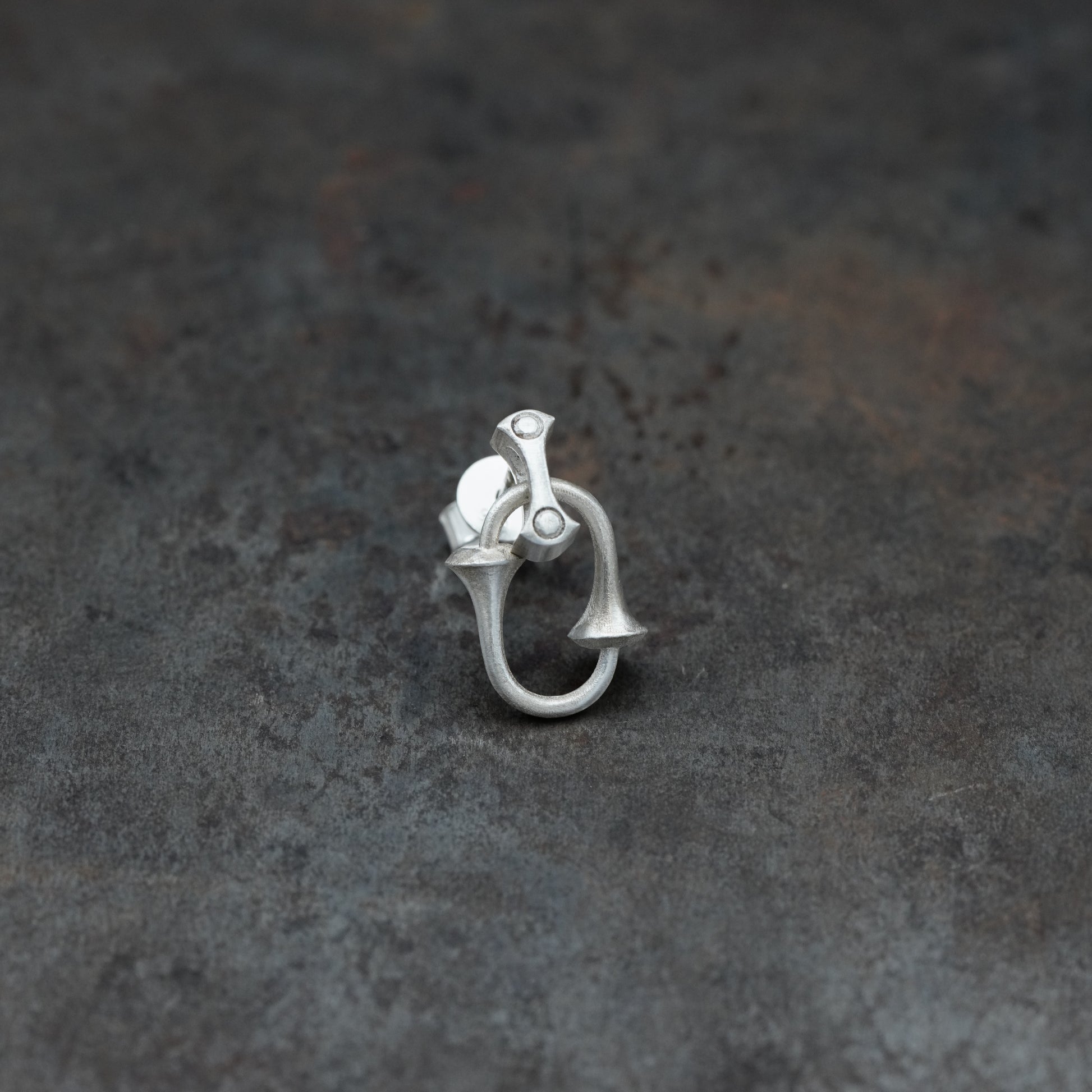 Tramo - [S-Logo, Earring]