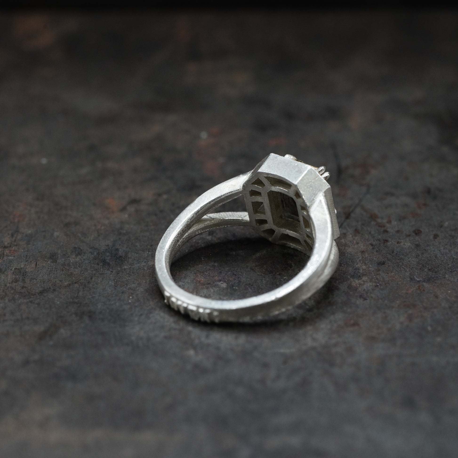 Clasico - [EM, BS, Ring]