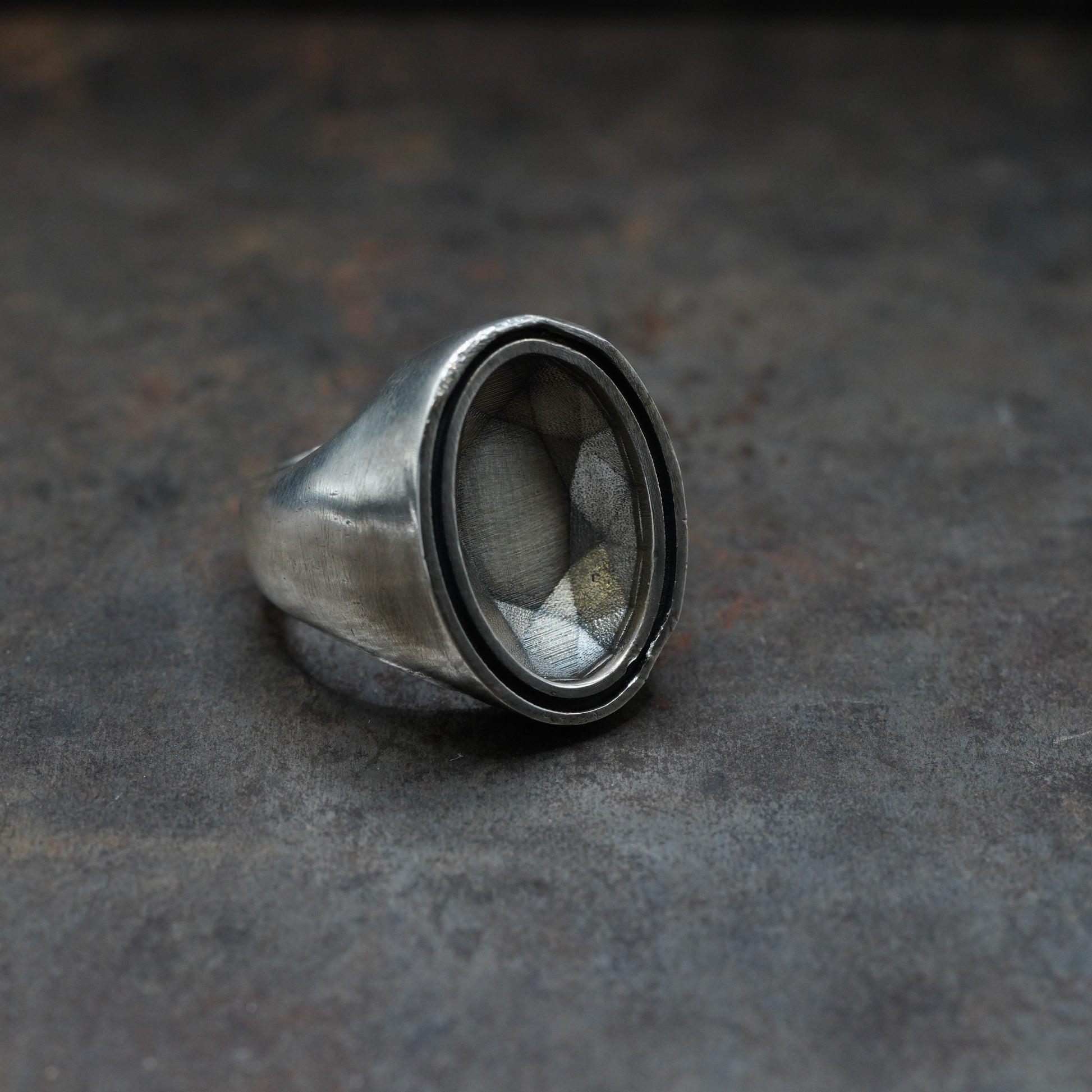 Signet RingII- [Ne-OV, SV , Ring]