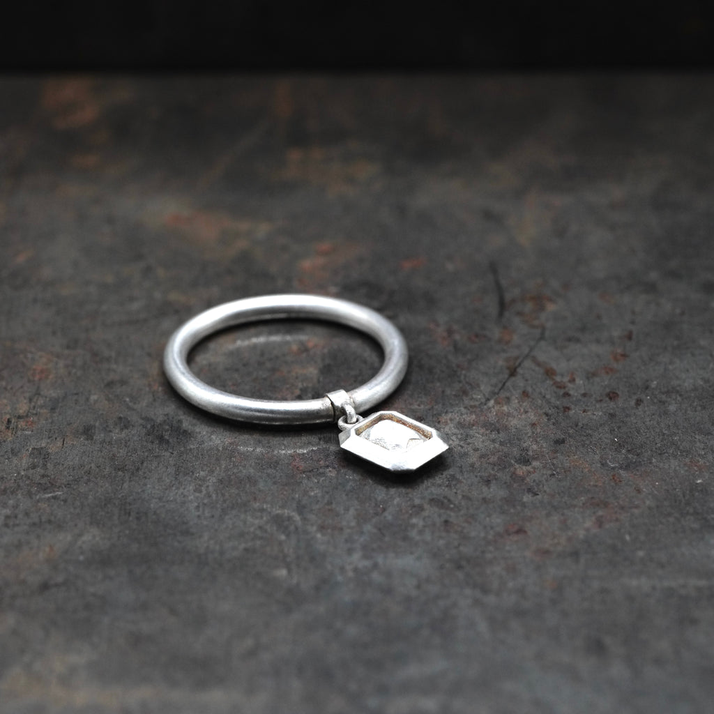 TagRing- [EmeraldCut, Ring]