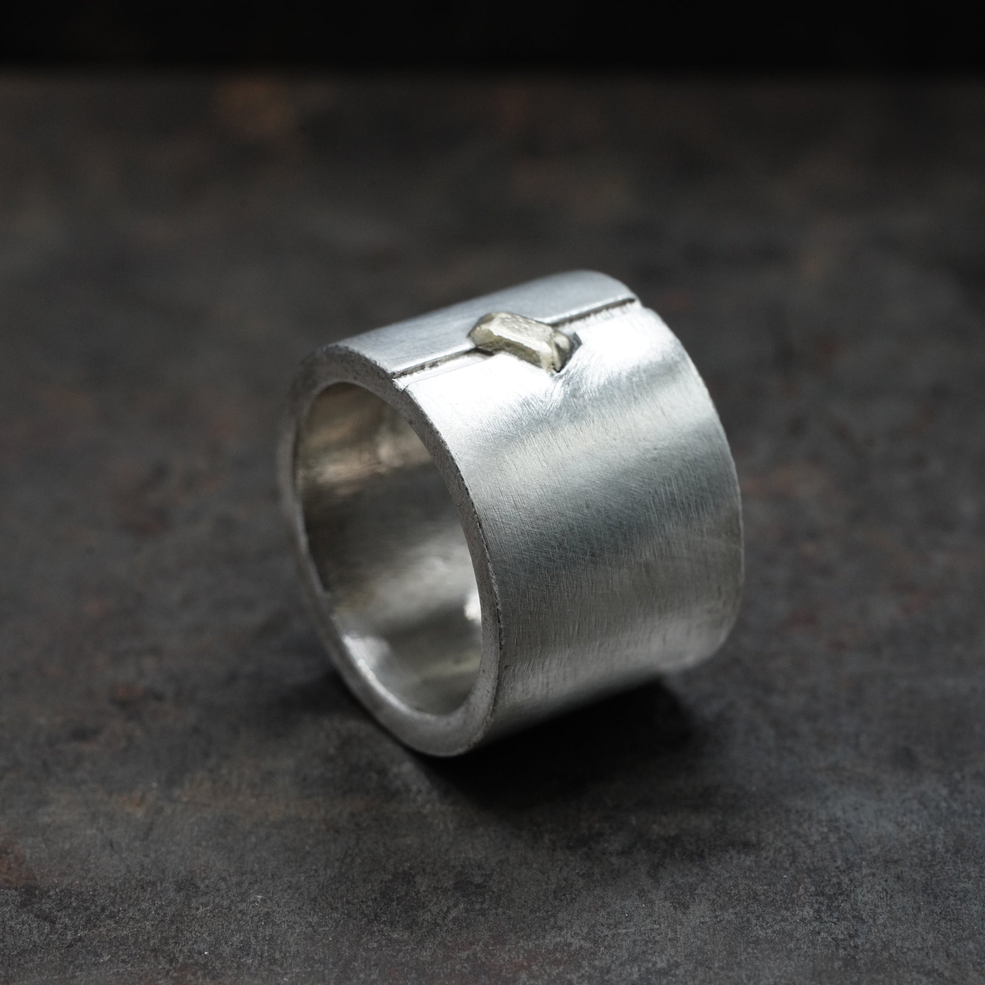 HvyBand - [Emerald, BS, Ring]