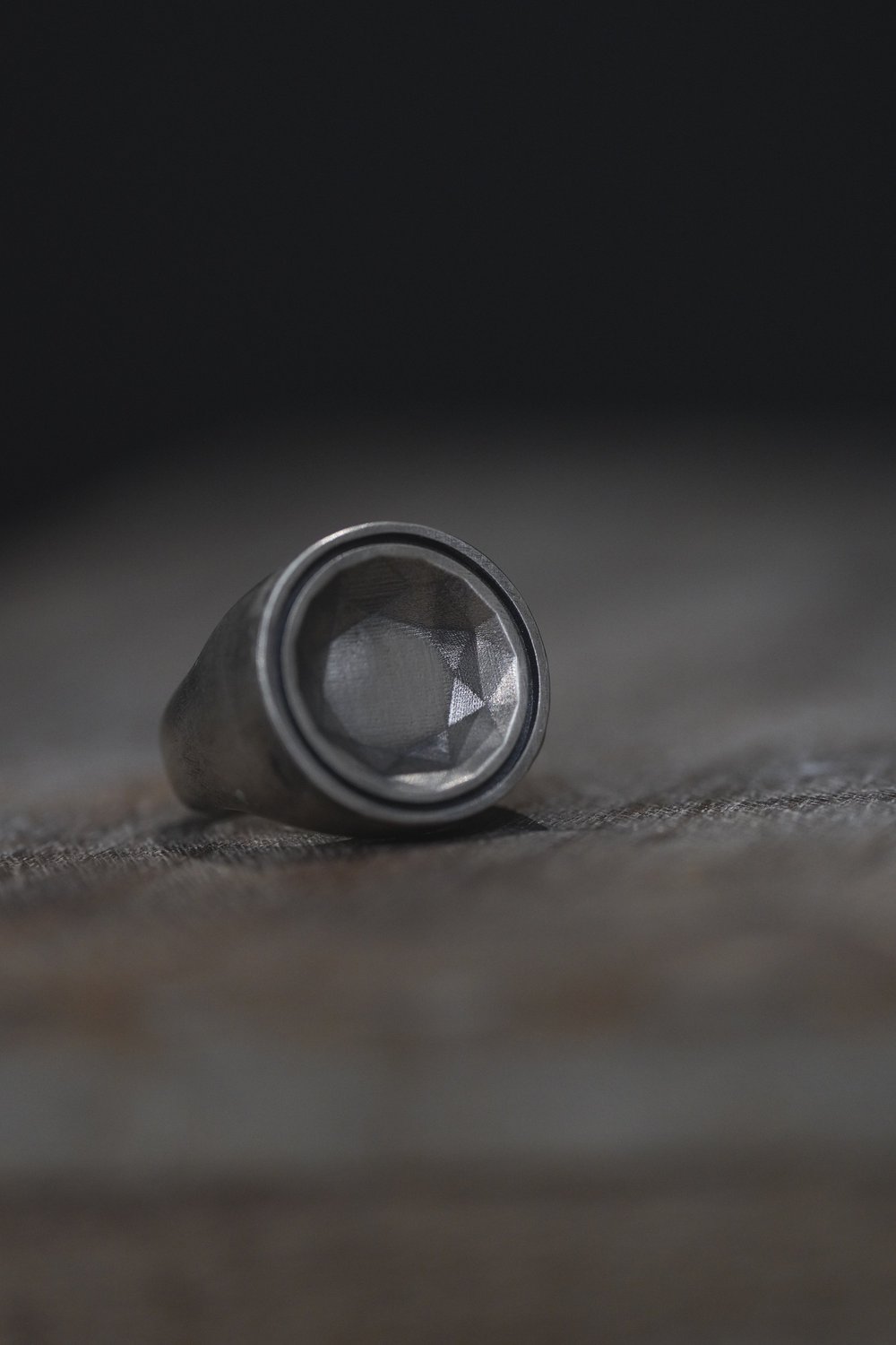 Signet RingII- [Ne-BR, SV , Ring]