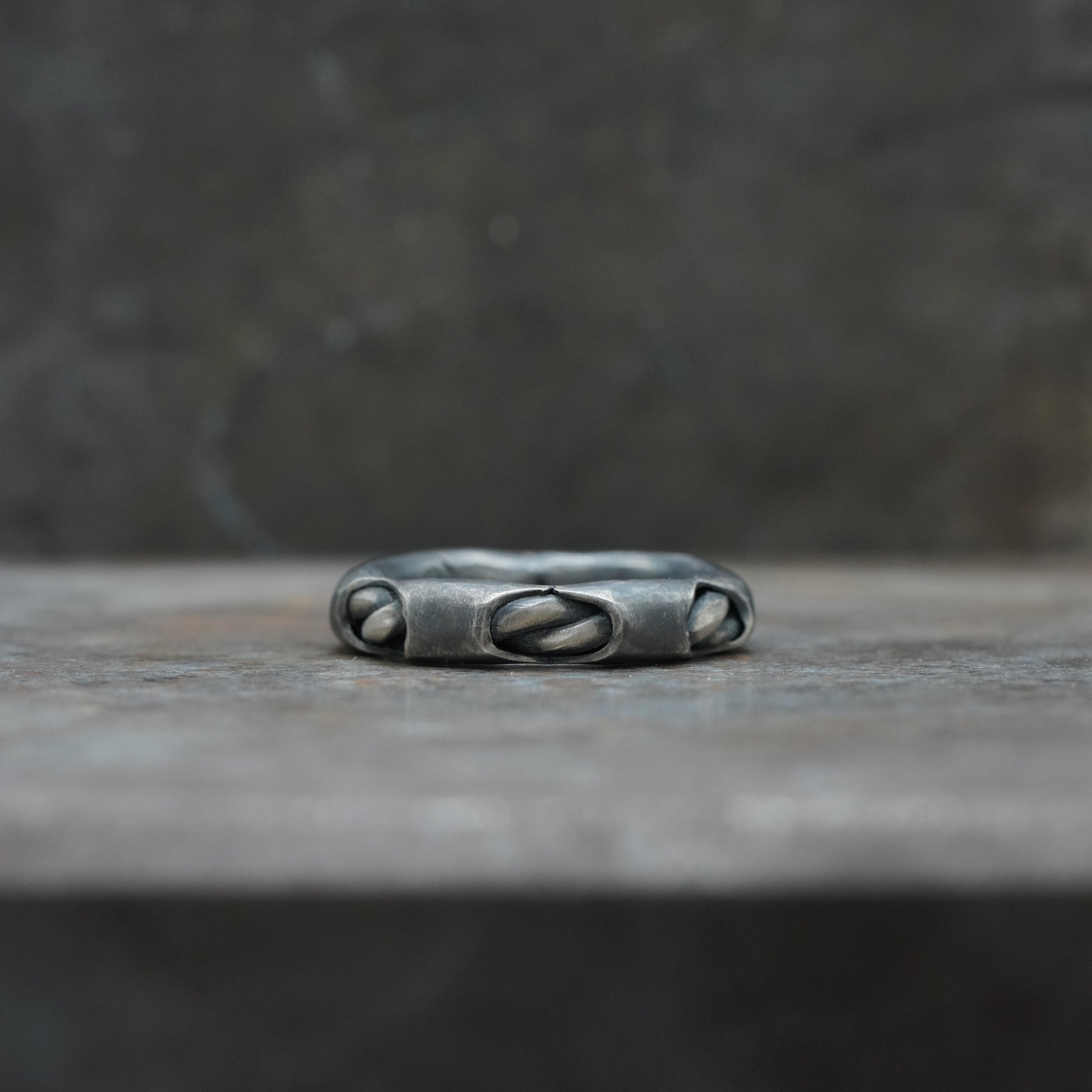 Tunnel Ring