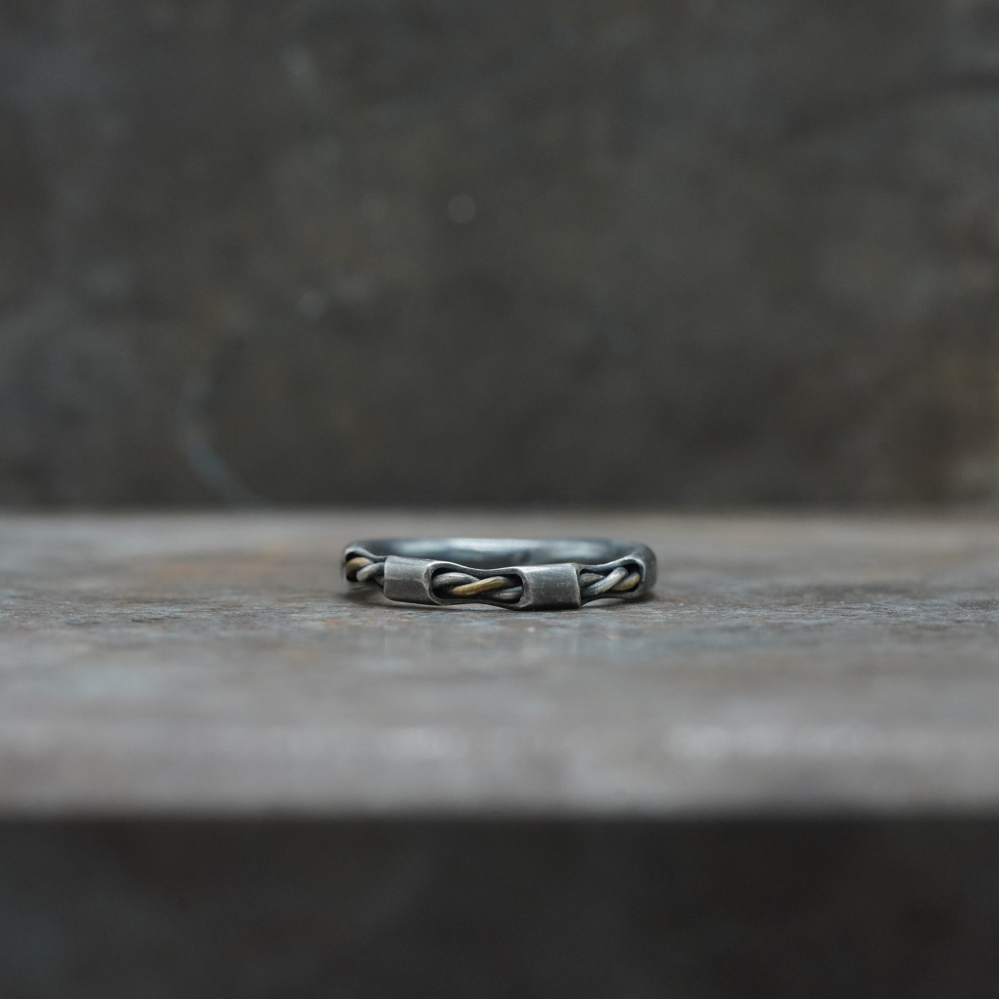 Tunnel Ring