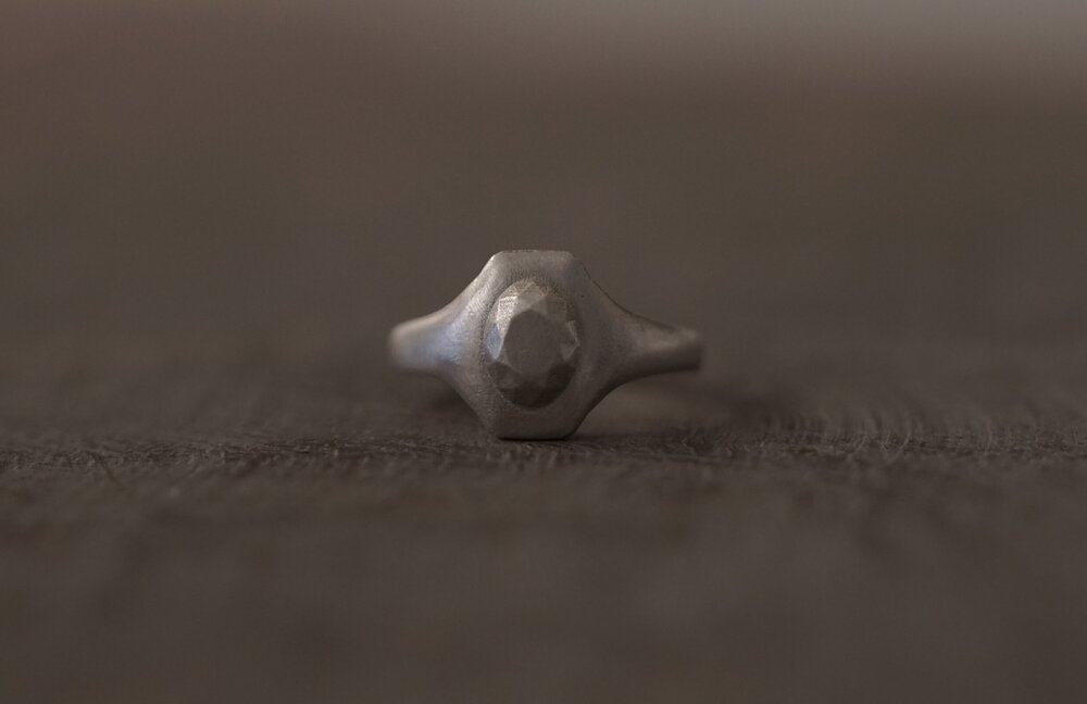SilverDiamond - [Oval , Ring]