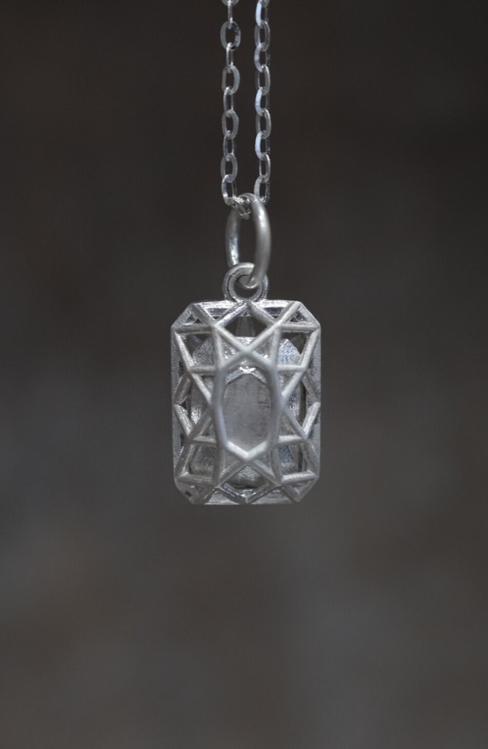 Rivalry - [S-Emerald Necklace]