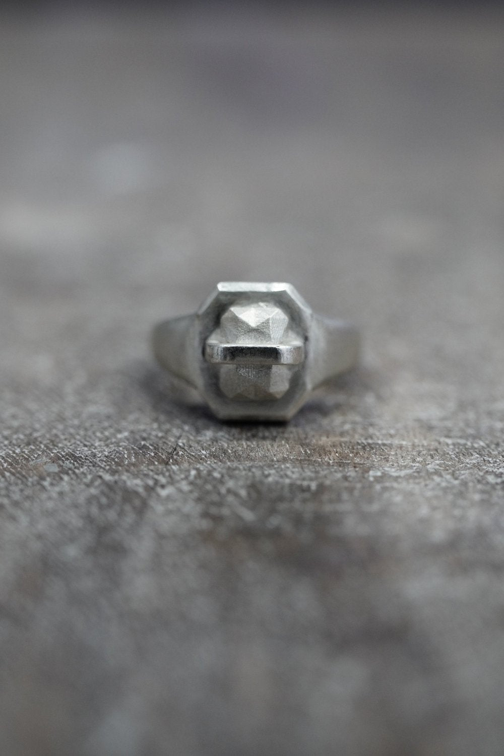 SilverDiamond II - [EmeraldCut Ring]