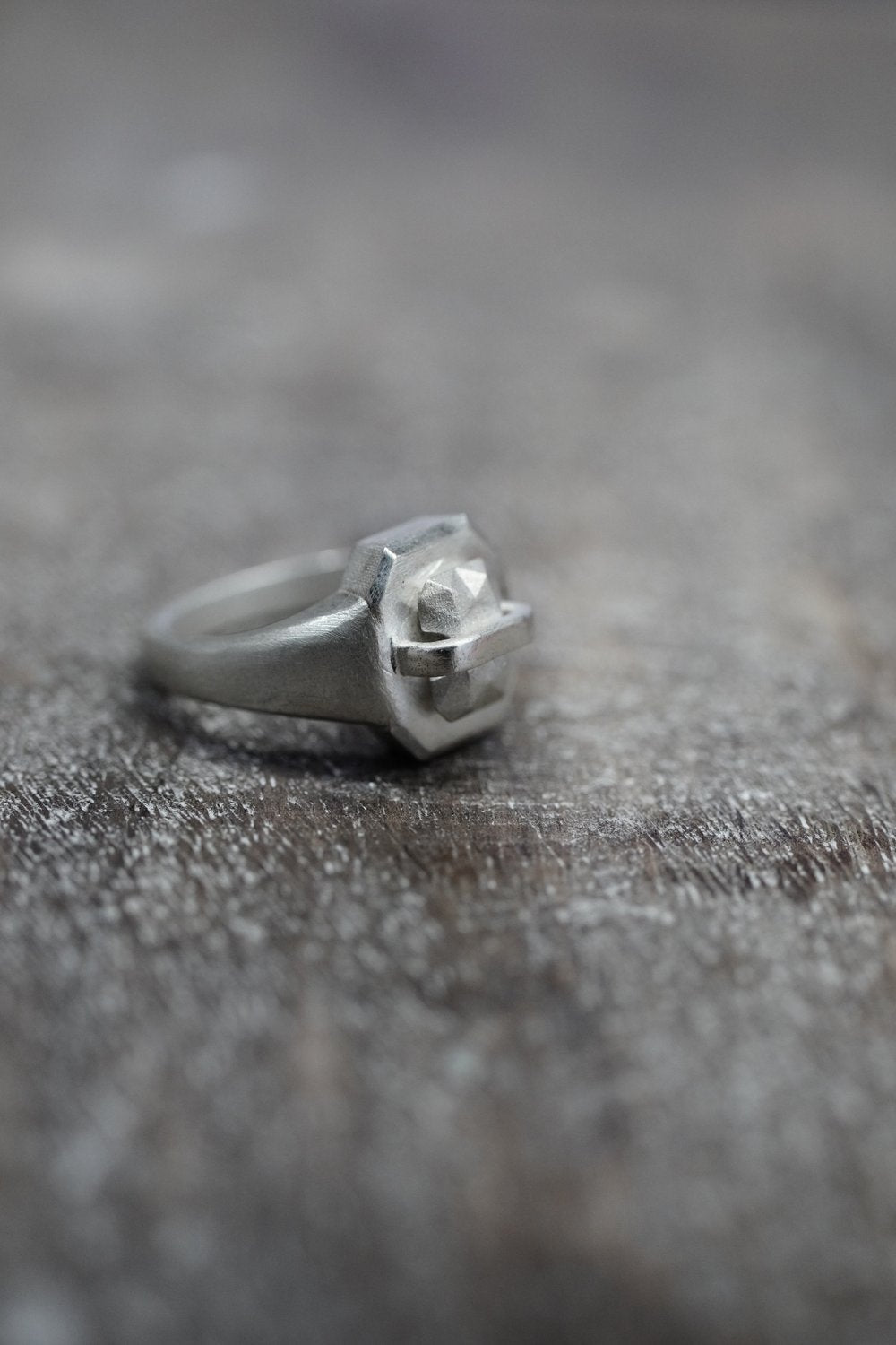 SilverDiamond II - [EmeraldCut Ring]