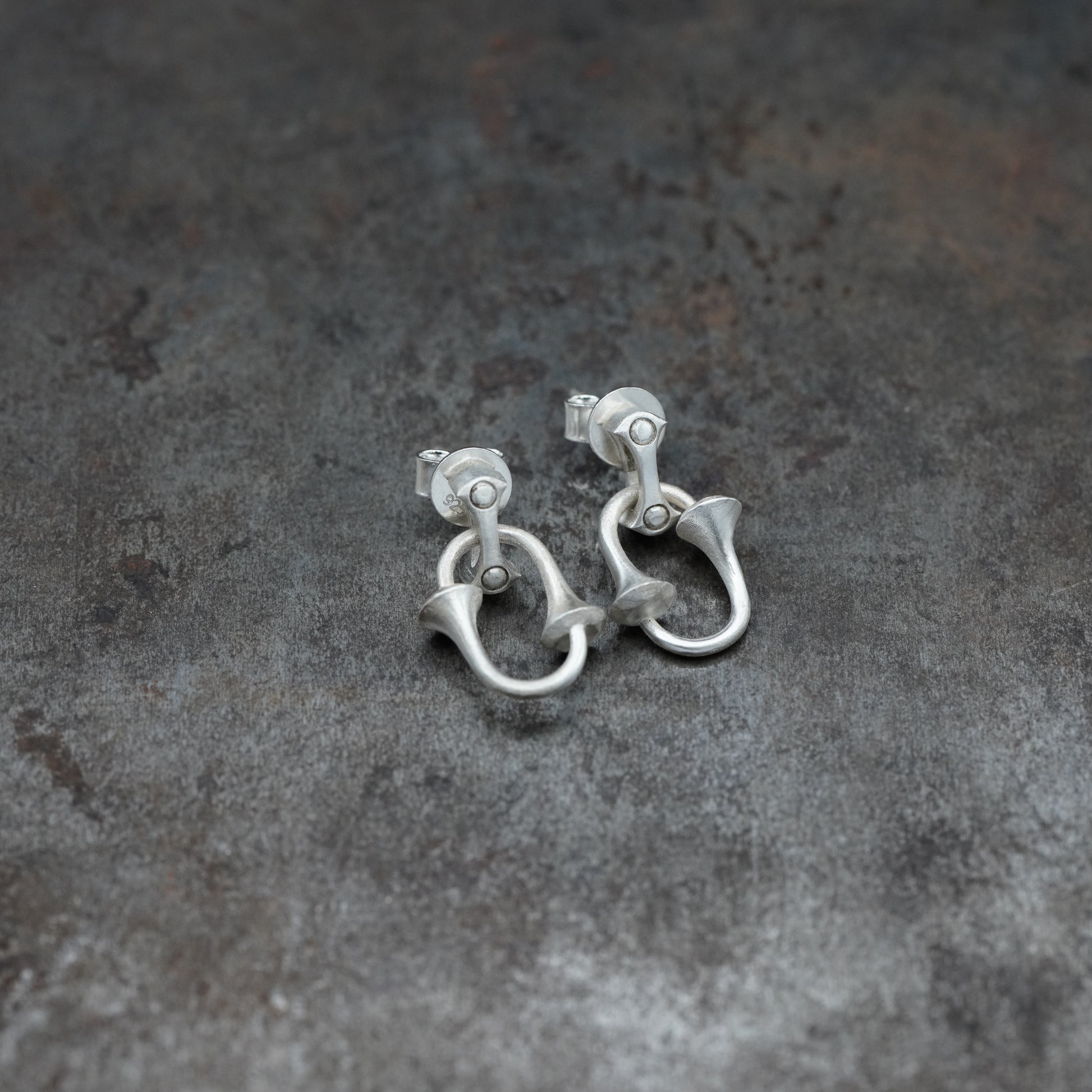 Tramo - [S-Logo, Earring]